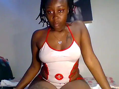 Snapshot of Lyiaspark chatting on December 2, 12:29 pm Lyiaspark online show from December 2, 12:29 pm