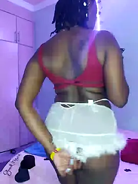 Snapshot of Lyiaspark chatting on November 5, 10:59 am Lyiaspark online show from November 5, 10:59 am