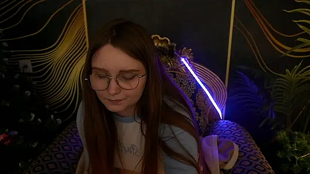 MagicPeachh  online show from January 20, 4:34 pm