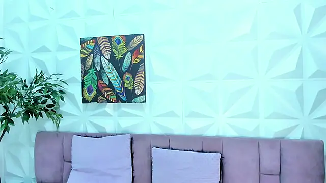 Snapshot of Victoria_Coleman chatting on February 14, 2:54 pm Victoria Coleman online show from February 14, 2:54 pm