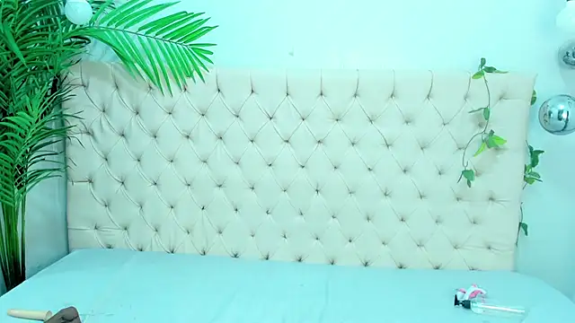 Snapshot of Victoria_Coleman chatting on March 10, 2:59 pm Victoria Coleman online show from March 10, 2:59 pm