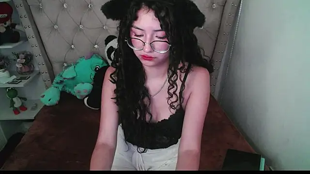 CherieCurl online show from November 22, 6:07 pm