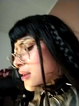 taaylor33 online show from March 8, 8:33 am