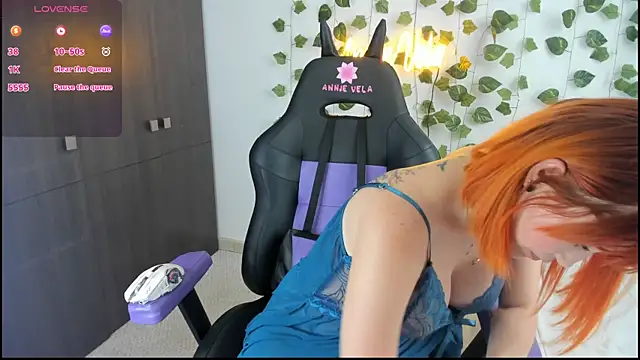 Annie Velas  online show from September 26, 8:24 pm