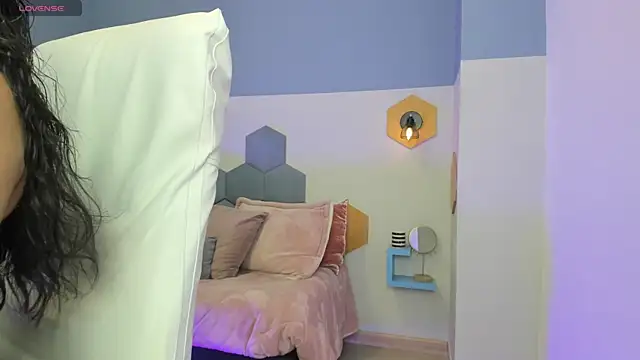 Chloe fischer  online show from October 23, 2:38 pm