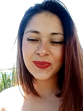 LisbethMoore  online show from January 18, 4:10 pm