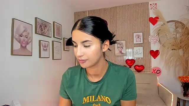 Kimm khalifa online show from February 20, 8:03 pm