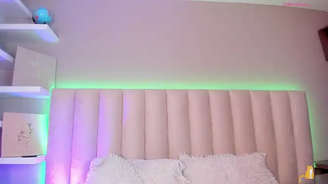 Sally  Walker online show from October 10, 3:38 am