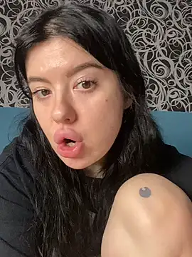 Kimi Ass online show from December 3, 2:05 pm