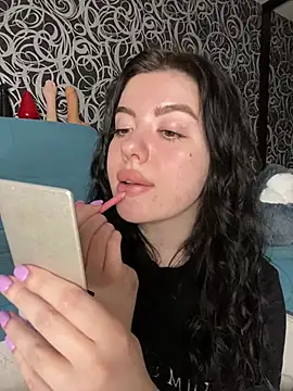 Kimi Ass online show from March 17, 4:43 pm