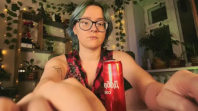 alisahug online show from December 6, 8:29 pm