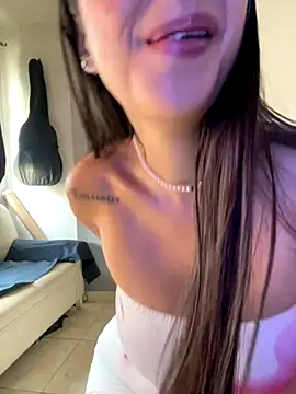 Snapshot of gabyaridi chatting on September 20, 2:40 pm gabyaridi online show from September 20, 2:40 pm