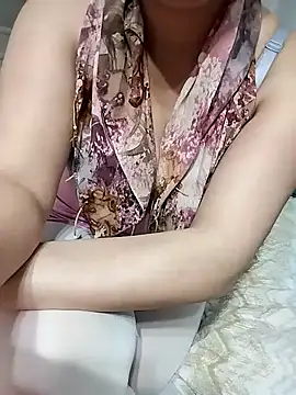  Sahra  online show from February 17, 7:42 pm