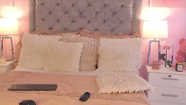 AshleyFerrer online show from March 16, 3:04 am