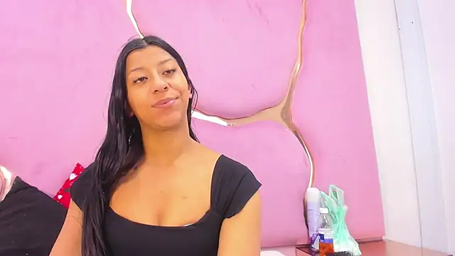 VaneLin18 online show from November 1, 8:44 pm