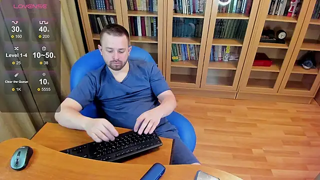 NikkiNSerdron online show from March 6, 3:02 am