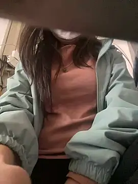 Tuongvy05 online show from December 25, 4:44 am