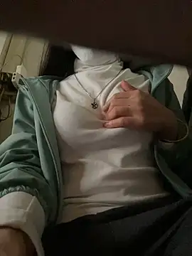 Tuongvy05 online show from December 30, 1:14 pm