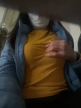 Tuongvy05 online show from February 24, 8:38 am