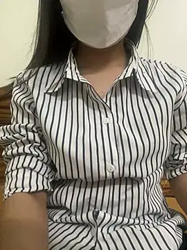 Tuongvy05 online show from March 11, 6:00 am