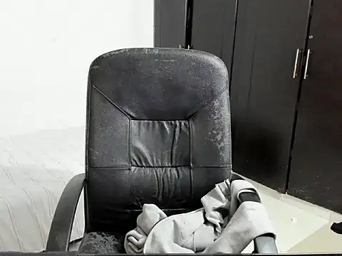 Chandler ken online show from September 13, 4:23 am