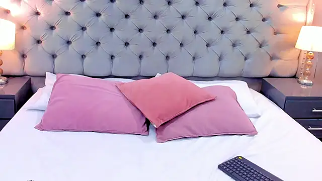 SamantaG online show from March 13, 12:46 pm