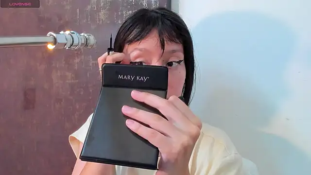 lizzy davis 1 online show from September 27, 4:28 am