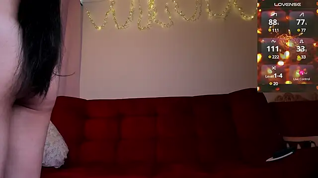 ohpetitemuse online show from February 26, 7:49 pm