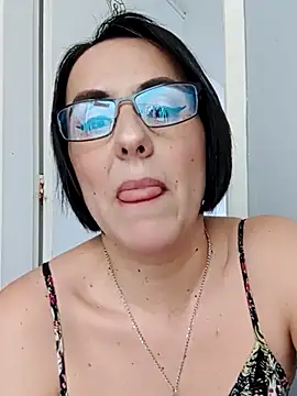 IsisBlake online show from March 22, 7:09 pm