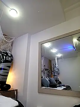 IsisBlake online show from October 31, 11:11 am