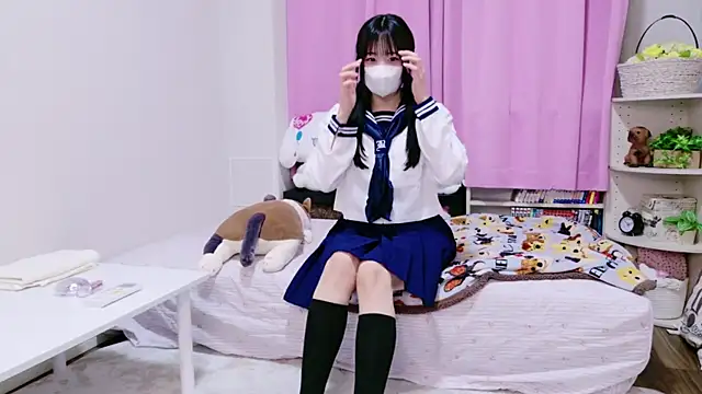 Snapshot of Mia--meow chatting on March 14, 12:29 pm Mia--meow online show from March 14, 12:29 pm