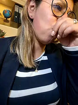 Cata Office-12 online show from January 15, 4:43 pm