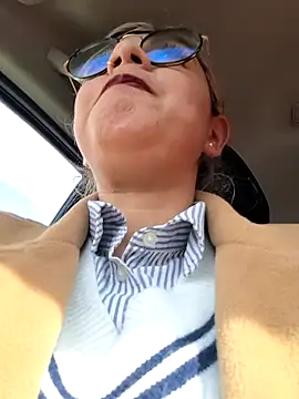 Cata Office-12 online show from February 3, 8:46 pm