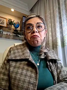 Cata Office-12 online show from February 5, 7:31 pm