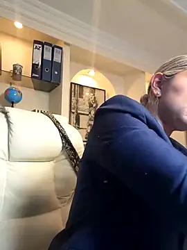 Cata Office-12 online show from February 14, 4:20 pm