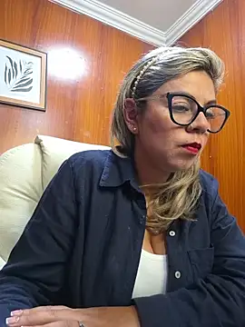 Cata Office-12 online show from October 25, 4:24 pm