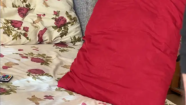 Snapshot of Stick_Twlx chatting on September 15, 7:52 am Stick Twlx online show from September 15, 7:52 am