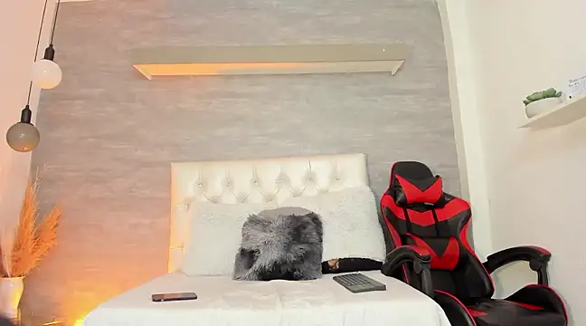 thararouse online show from February 3, 12:14 pm