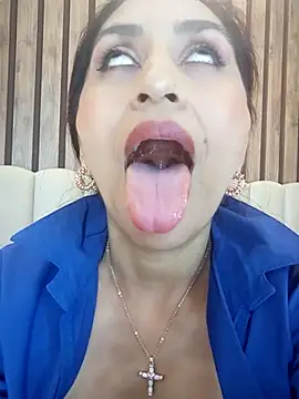 MonicaMoret online show from February 19, 6:21 pm