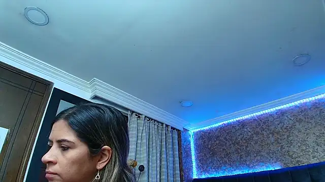 stella xue online show from October 14, 9:48 pm