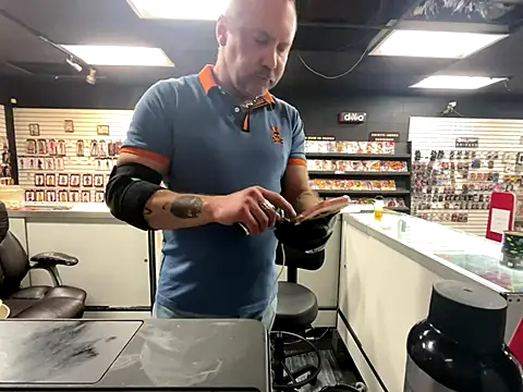 RawRyder8 online show from November 26, 2:23 am