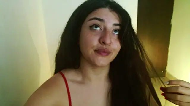 Snapshot of moritalatina chatting on December 2, 12:09 am moritalatina online show from December 2, 12:09 am