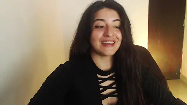 Snapshot of moritalatina chatting on December 7, 3:47 am moritalatina online show from December 7, 3:47 am