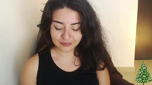 Snapshot of moritalatina chatting on December 22, 2:28 am moritalatina online show from December 22, 2:28 am