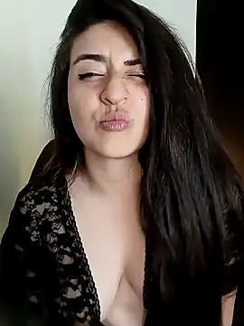 Snapshot of moritalatina chatting on January 27, 12:54 am moritalatina online show from January 27, 12:54 am