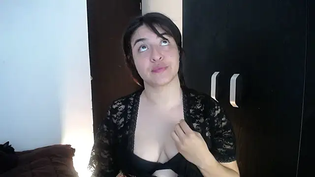 Snapshot of moritalatina chatting on March 17, 11:32 pm moritalatina online show from March 17, 11:32 pm