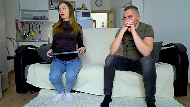 Snapshot of littlesweettifany chatting on November 11, 12:27 pm littlesweettifany online show from November 11, 12:27 pm