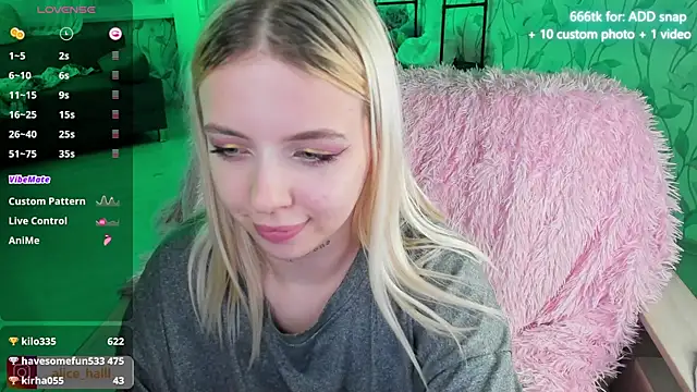 Snapshot of Alice_Halle chatting on December 9, 11:34 pm Alice Halle online show from December 9, 11:34 pm