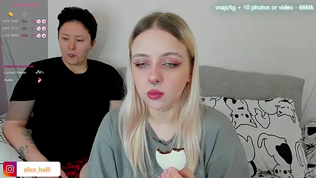 Snapshot of Alice_Halle chatting on February 24, 4:26 pm Alice Halle online show from February 24, 4:26 pm