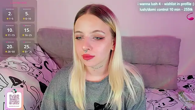 Snapshot of Alice_Halle chatting on March 10, 6:56 pm Alice Halle online show from March 10, 6:56 pm